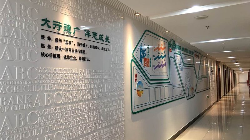 以下是一家深耕广告会展领域逾十年的某团队负责的UI设计与平面设计项目案例：
