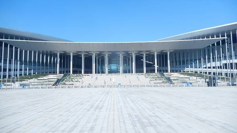 如何选择广告传媒公司？揭秘特装展台搭建的关键因素